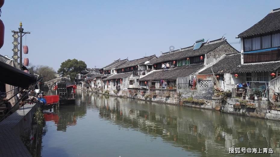 57岁不会做饭不会做家务，闹过四个绯闻老公，却没有一个是真的